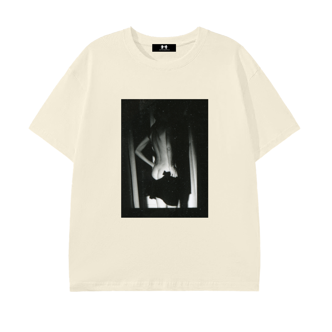 room ,bedroom ,voyeur 