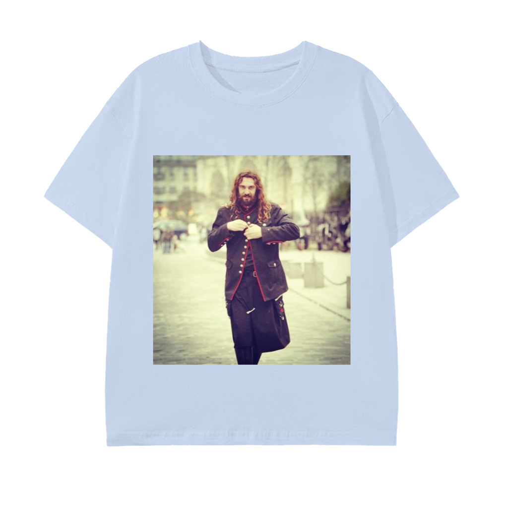 Alé de Basseville,autoportrait,artist,painter,photographer,designer,famous,star in the world,the most famous artist in the 