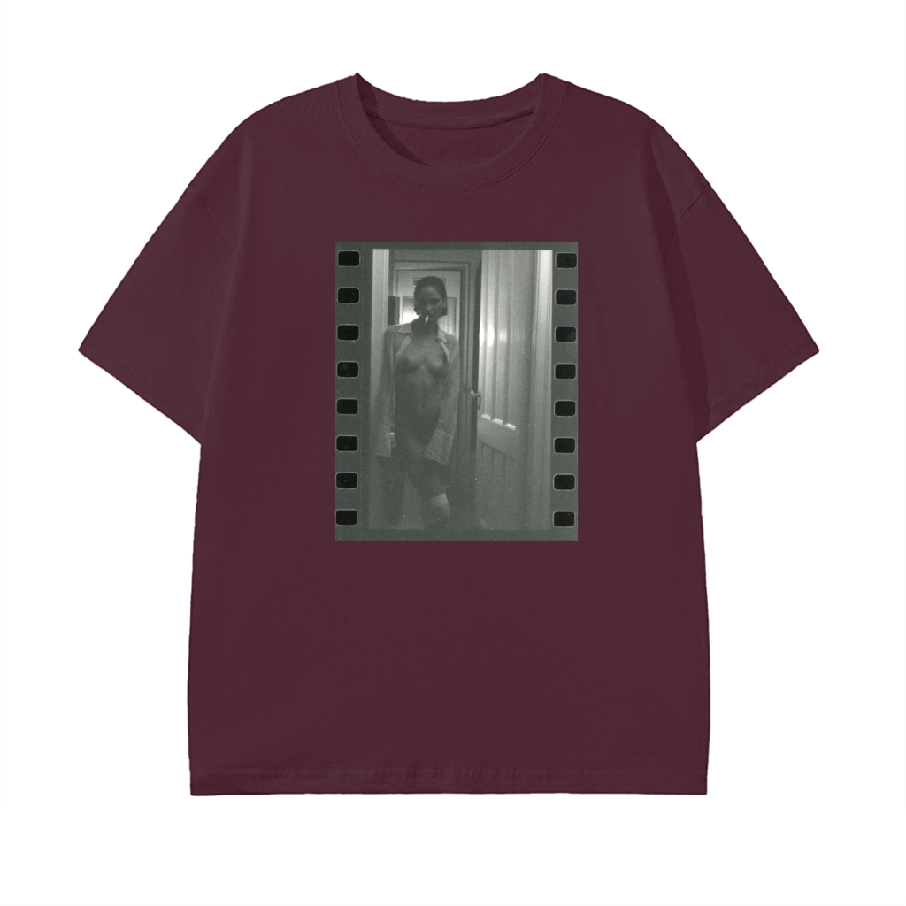 woman ,white ,shirt,nyc,bathroom