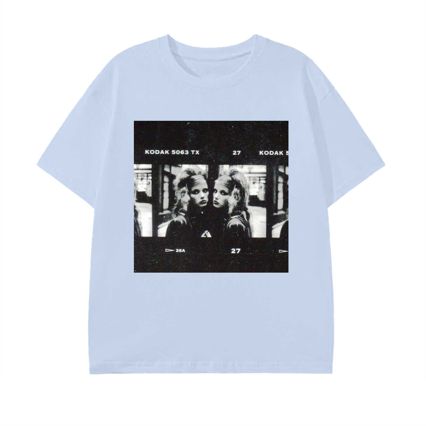 model,mirror,creativity,Alé de Basseville,fashion ,galliano,dior