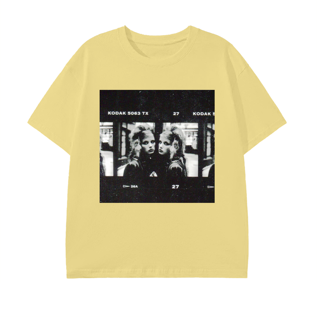 model,mirror,creativity,Alé de Basseville,fashion ,galliano,dior