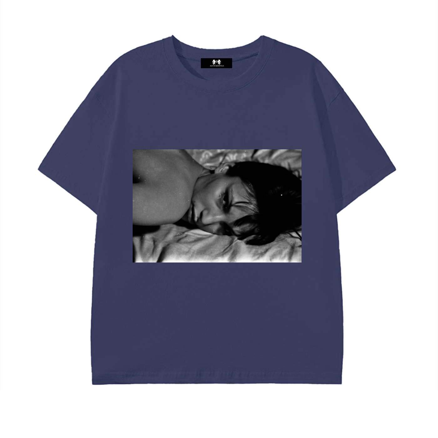 angele,friend,beauty,one night,home,bed