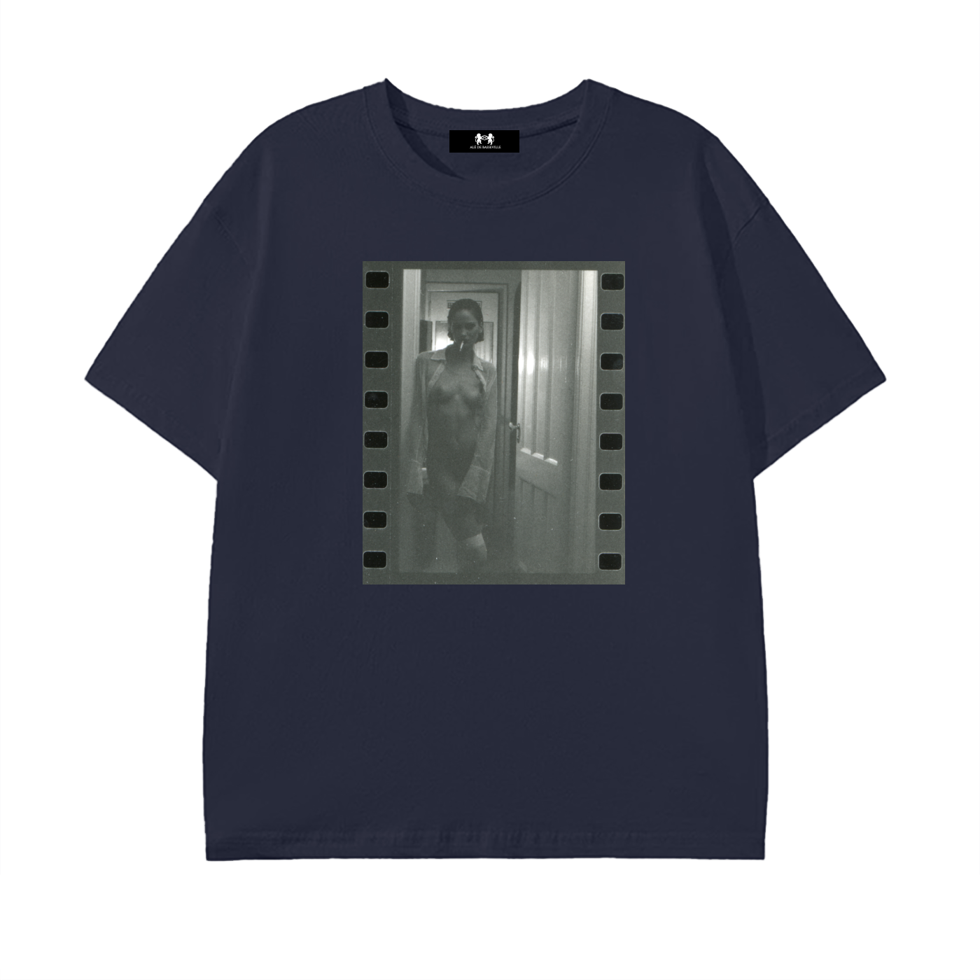 woman ,white ,shirt,nyc,bathroom