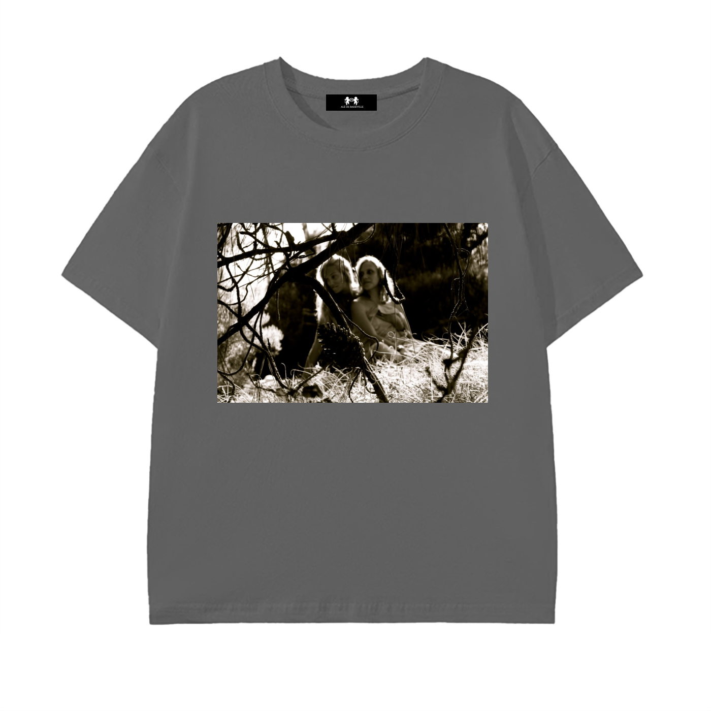 montalivet,girls,forest,nude,voyeur